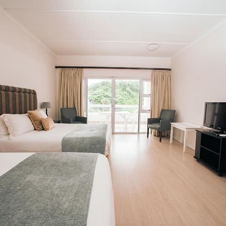 The Estuary Hotel & Spa Port Edward Ngoại thất bức ảnh