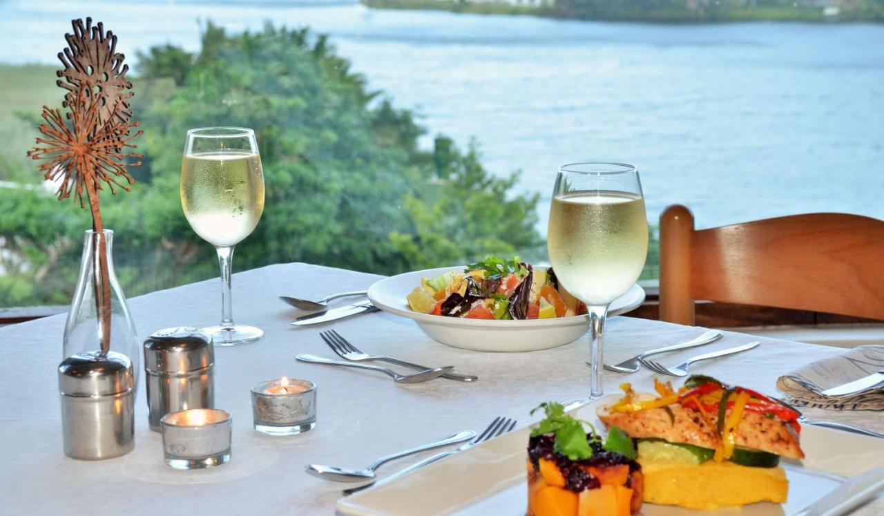 The Estuary Hotel & Spa Port Edward Ngoại thất bức ảnh